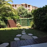 Cap Esterel Prestige-climatisation-jardins Clos-pleine Vue Ou Esterel