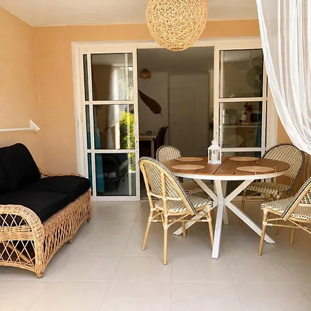 Апартаменты Cap Esterel Prestige-climatisation-jardins Clos-pleine Vue Ou Esterel Сен-Рафаэль