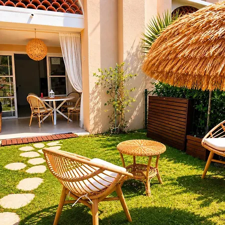 Cap Esterel Prestige-climatisation-jardins Clos-pleine Vue Ou Esterel *
