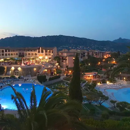 Cap Esterel Prestige-climatisation-jardins Clos-pleine Vue Ou Esterel Апартаменты *